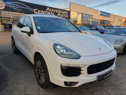 PORSCHE CAYENNE (958)